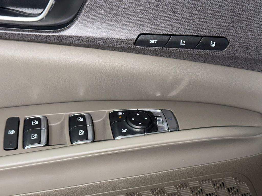 new 2026 Kia Carnival Hybrid car, priced at $43,570