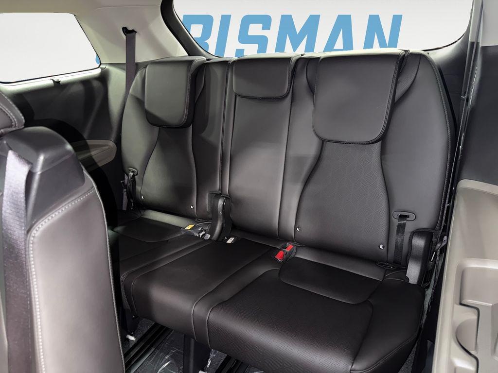 new 2026 Kia Carnival Hybrid car, priced at $43,570