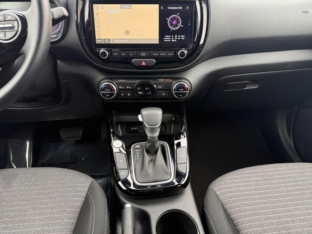 used 2025 Kia Soul car, priced at $21,800