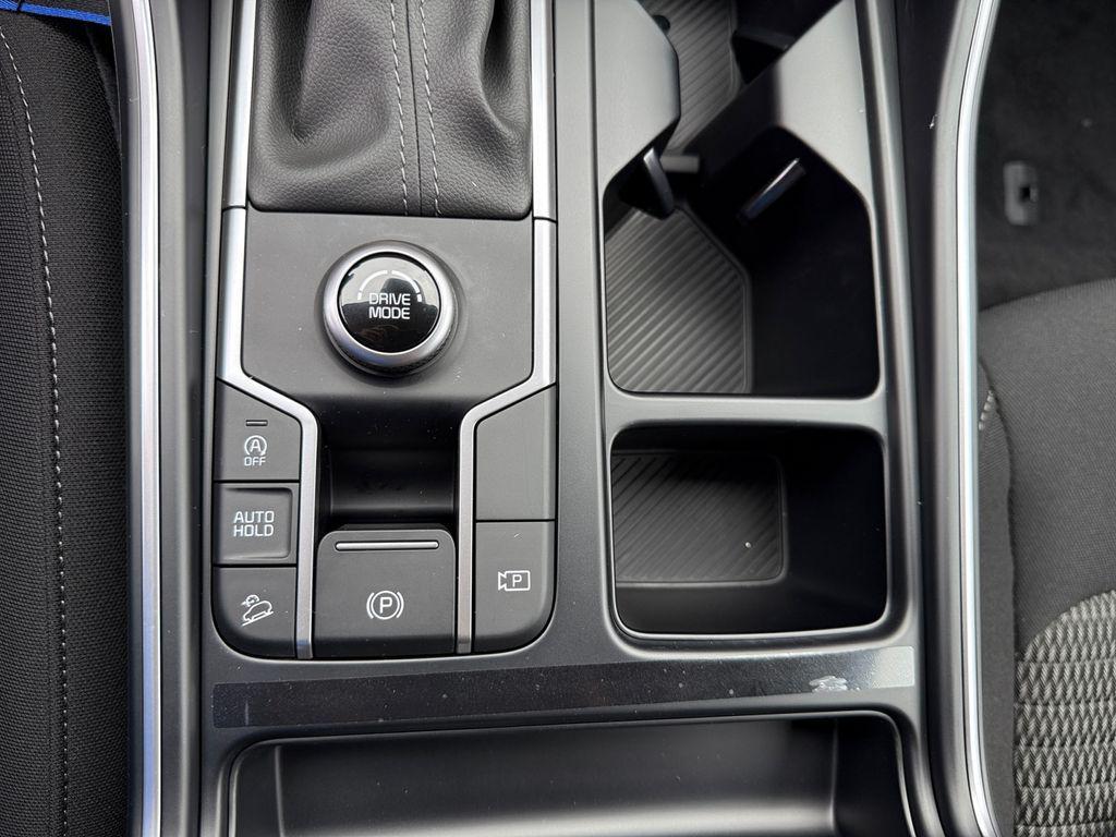 new 2026 Kia Sorento car, priced at $32,515