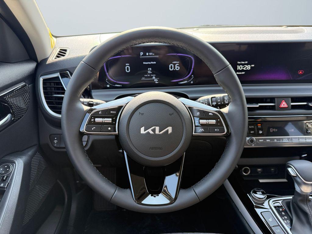 new 2026 Kia Seltos car, priced at $28,061