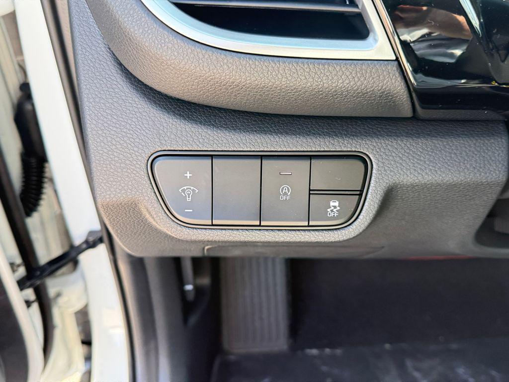 new 2026 Kia Seltos car, priced at $28,061