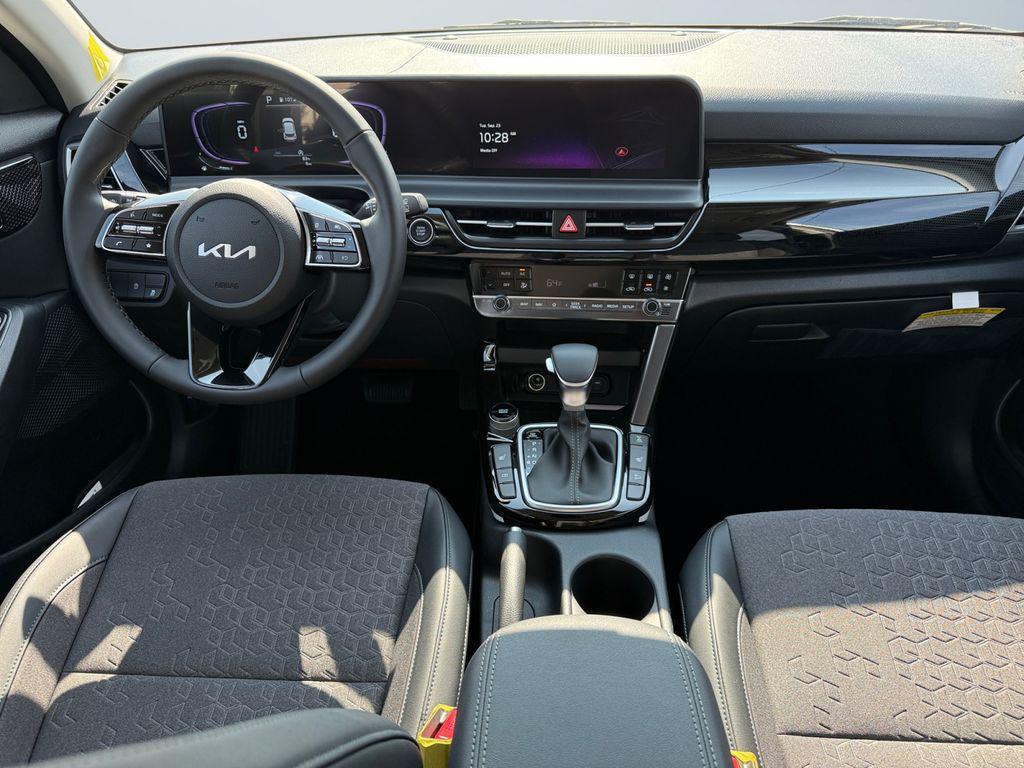 new 2026 Kia Seltos car, priced at $28,061