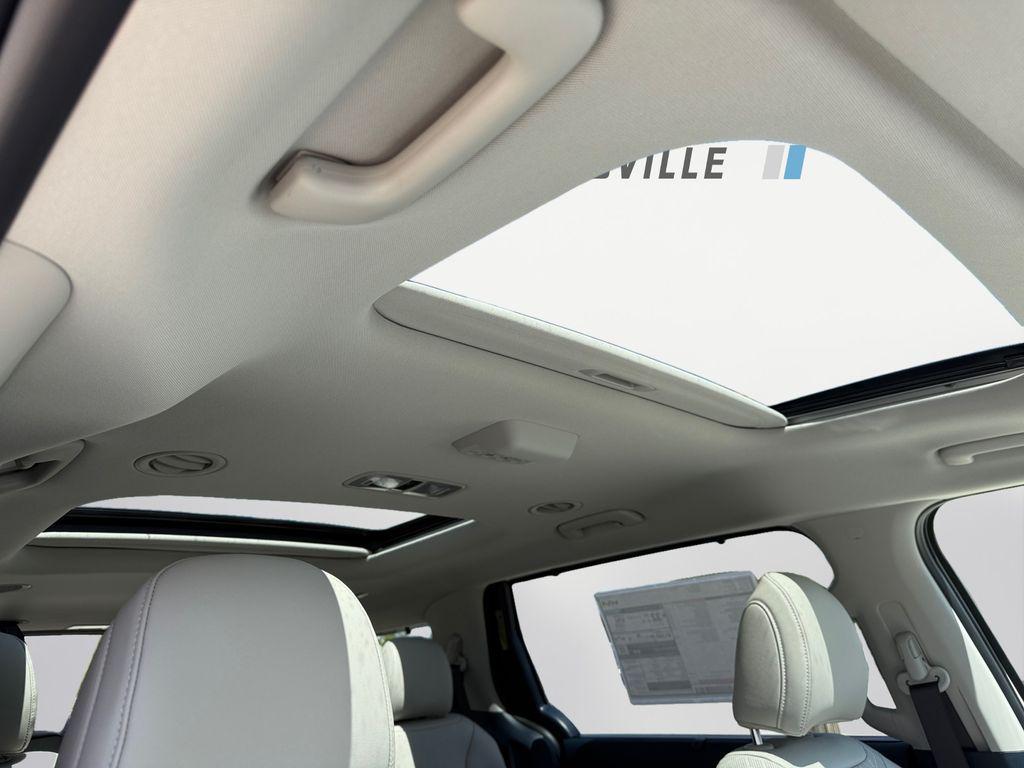 new 2026 Kia Carnival Hybrid car, priced at $49,234