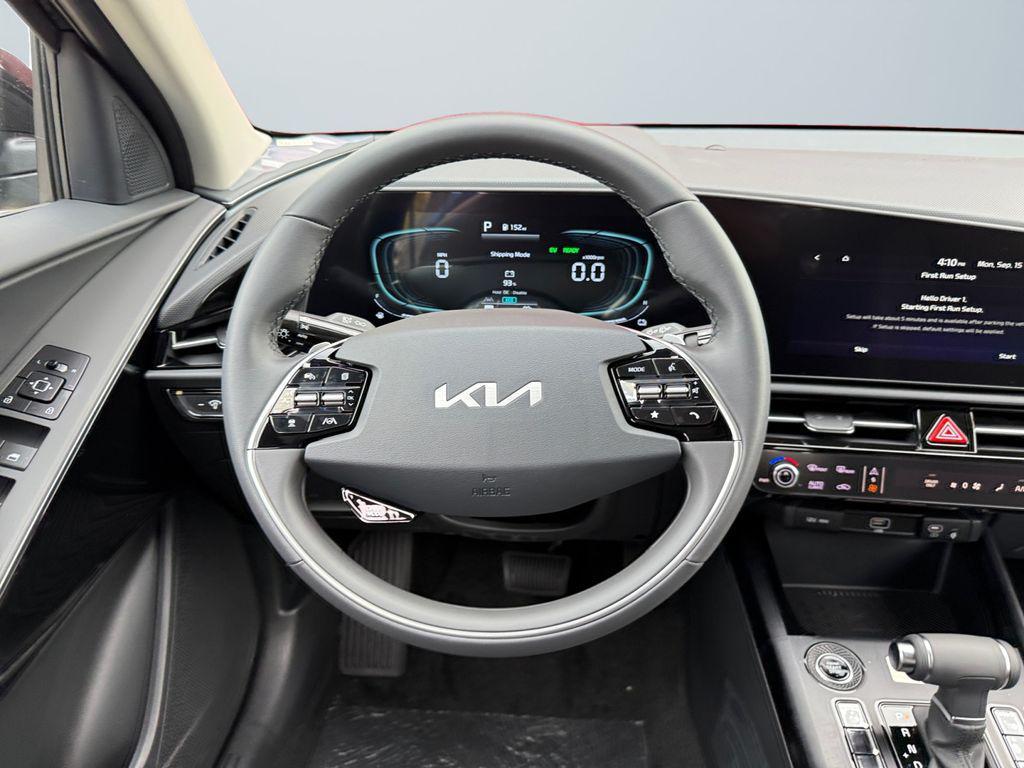 new 2025 Kia Niro car, priced at $28,330