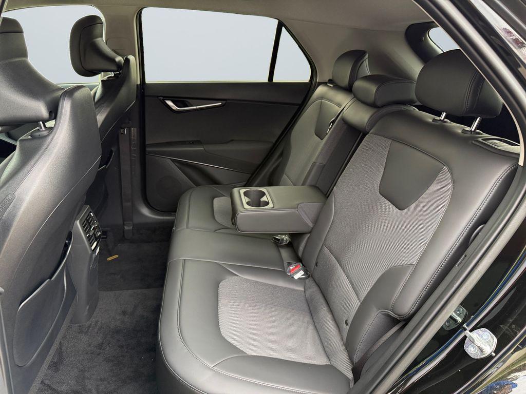 new 2025 Kia Niro car, priced at $28,330