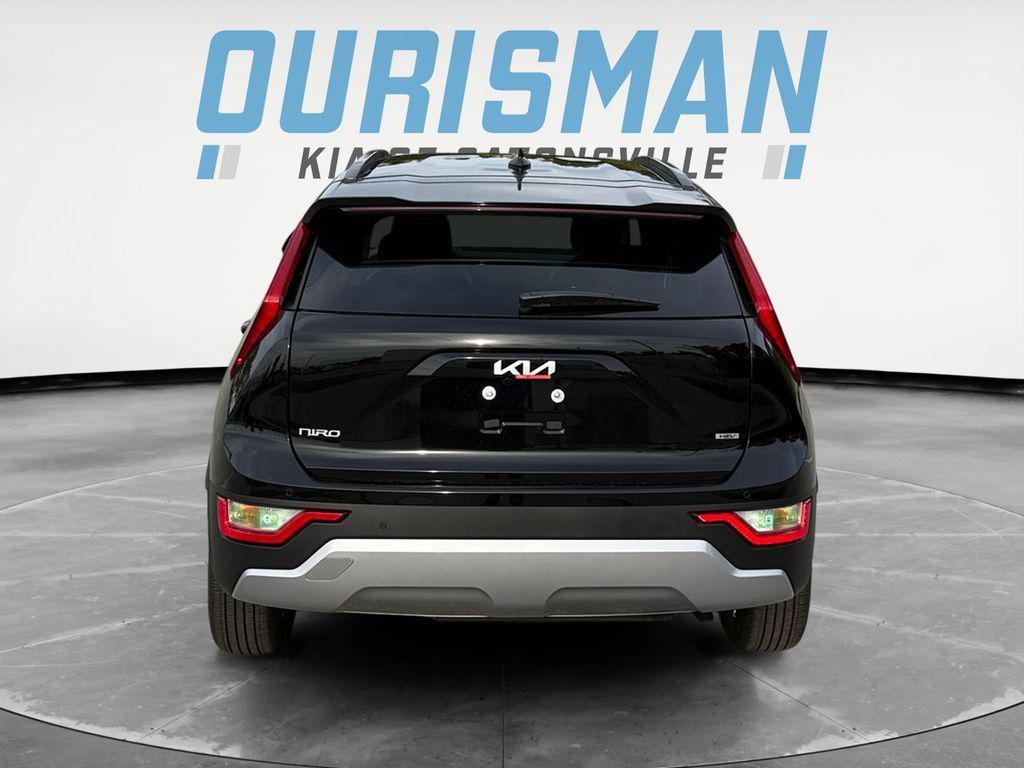 new 2025 Kia Niro car, priced at $28,330