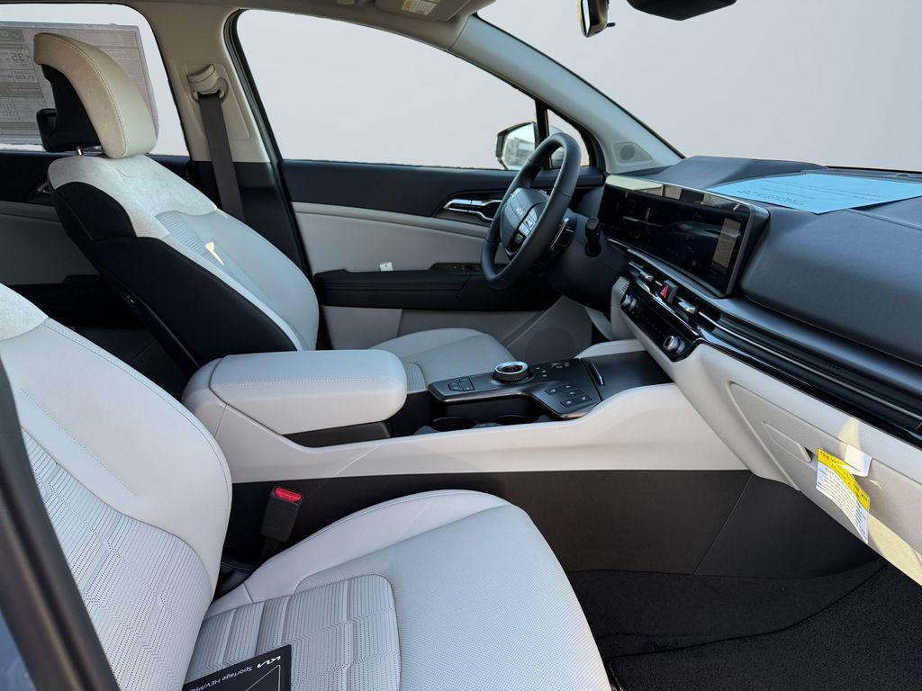 new 2026 Kia Sportage Hybrid car, priced at $40,354