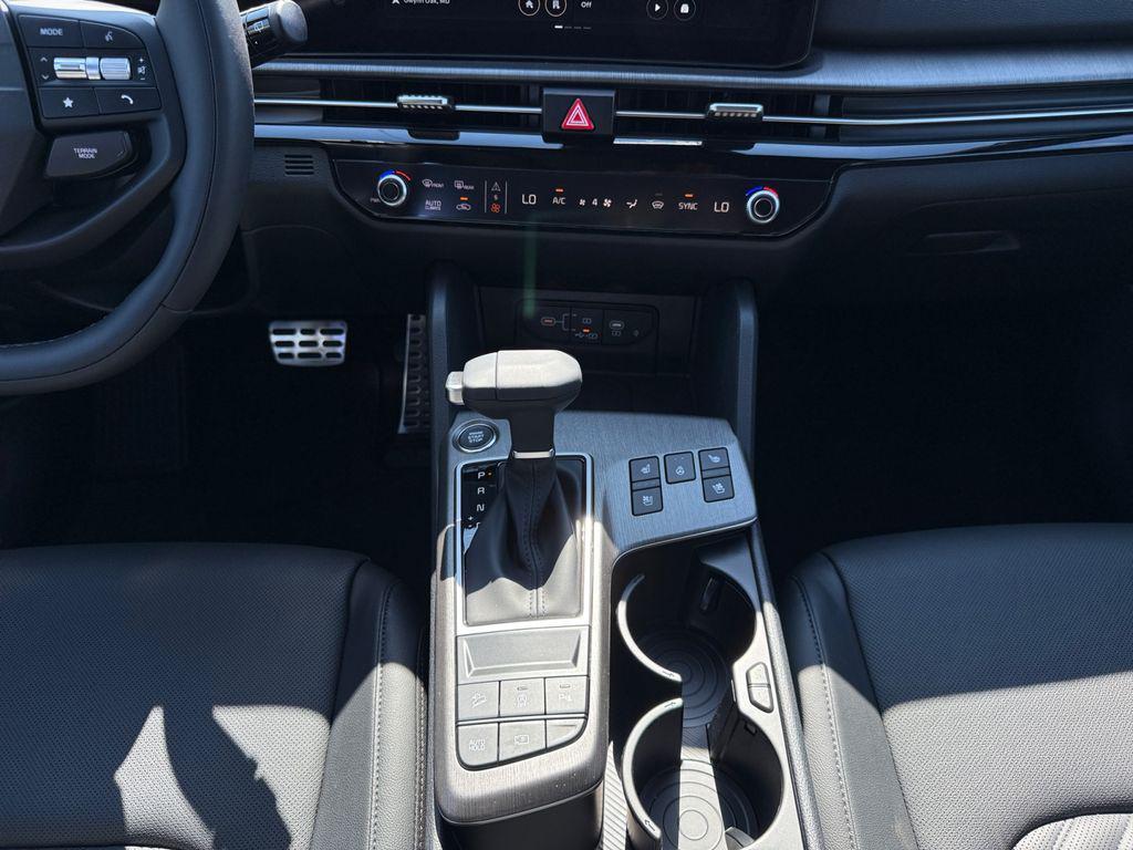 new 2026 Kia Sportage car, priced at $40,157