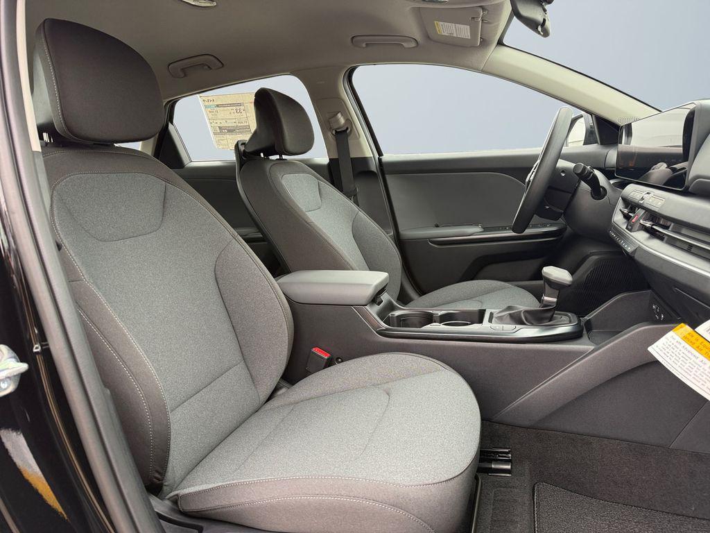 new 2025 Kia K4 car, priced at $23,400