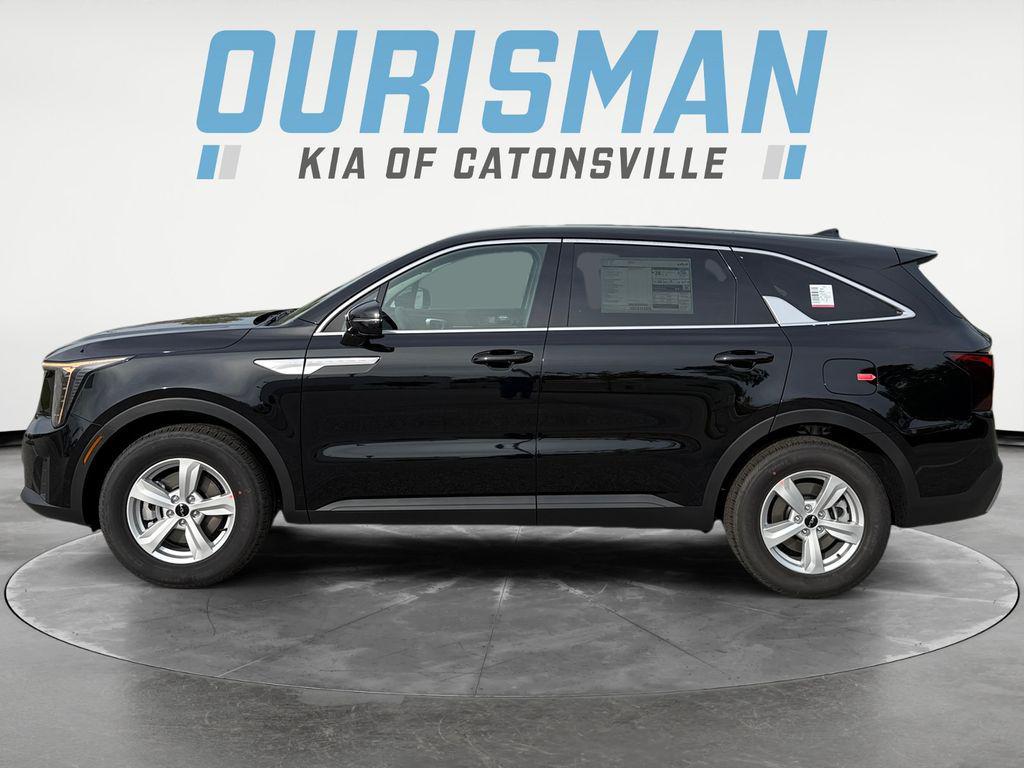 new 2026 Kia Sorento car, priced at $32,515