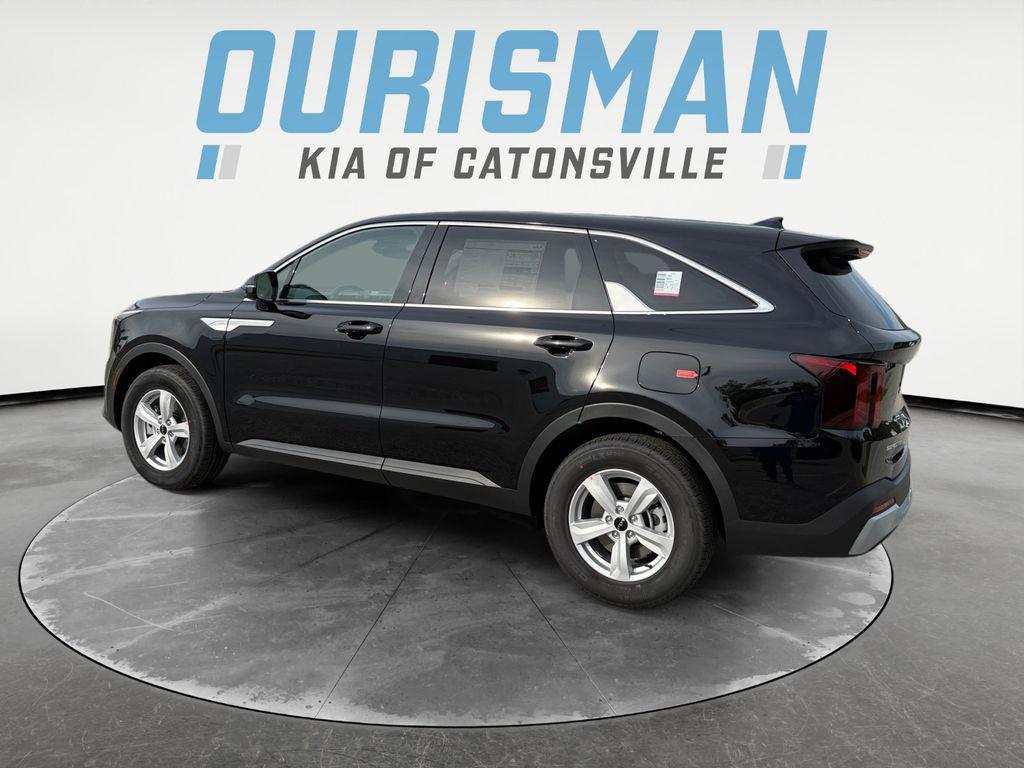 new 2026 Kia Sorento car, priced at $32,515