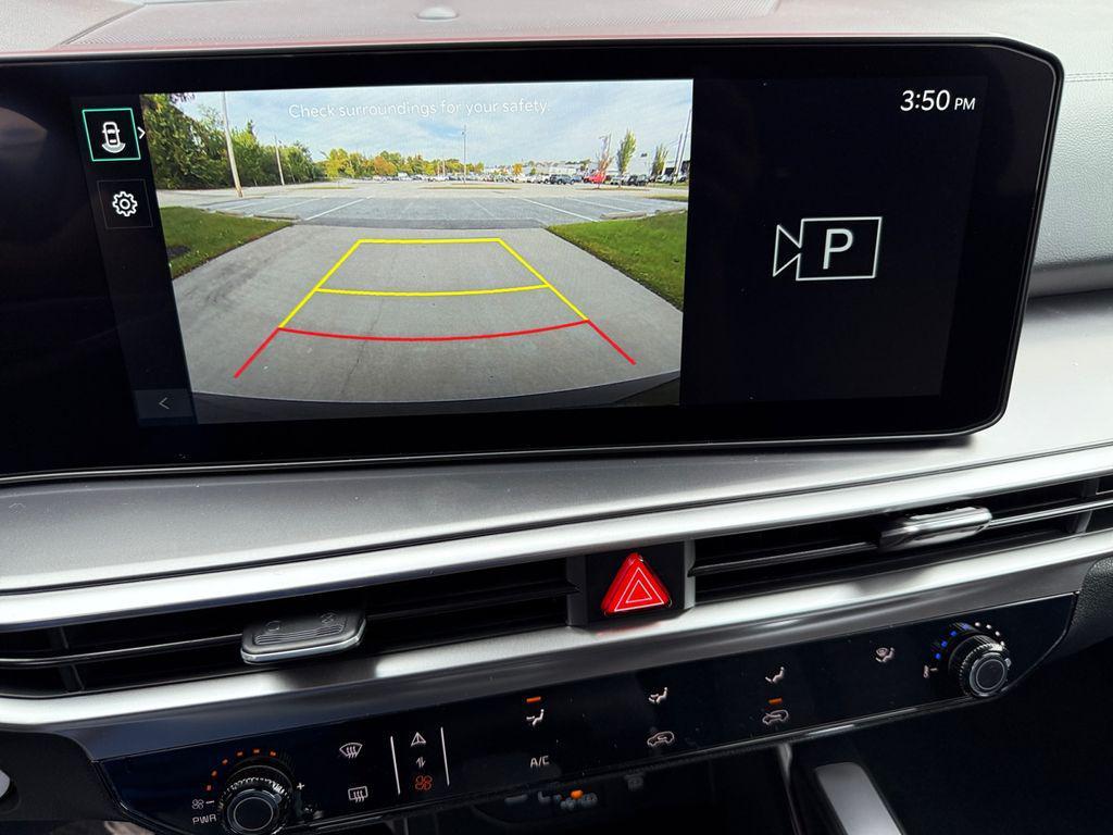 new 2026 Kia Sorento car, priced at $32,515