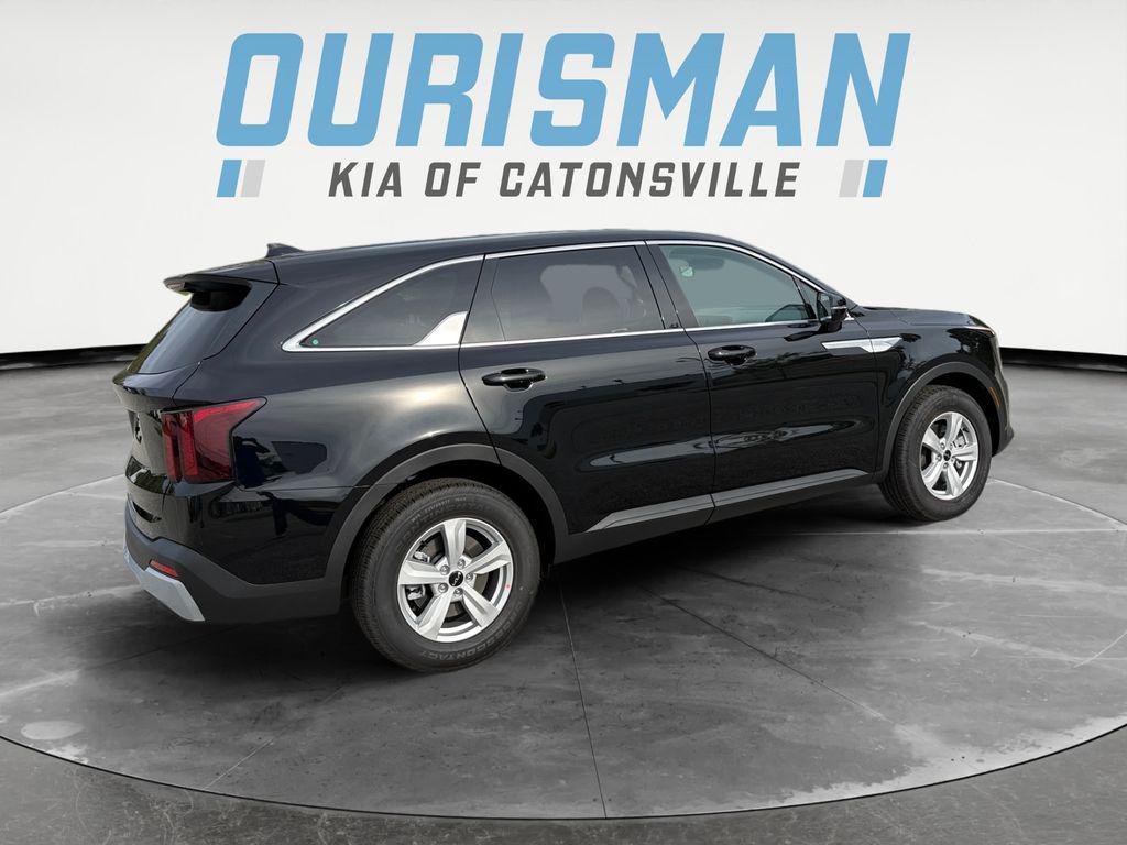 new 2026 Kia Sorento car, priced at $32,515