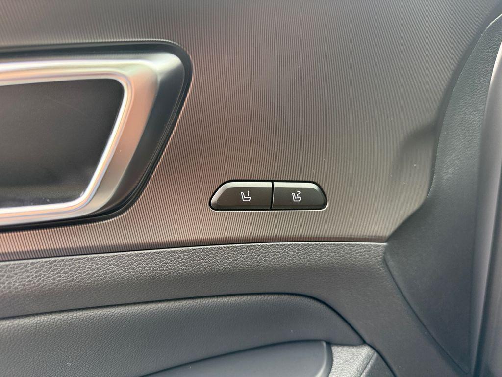 new 2026 Kia Sportage Hybrid car, priced at $40,829