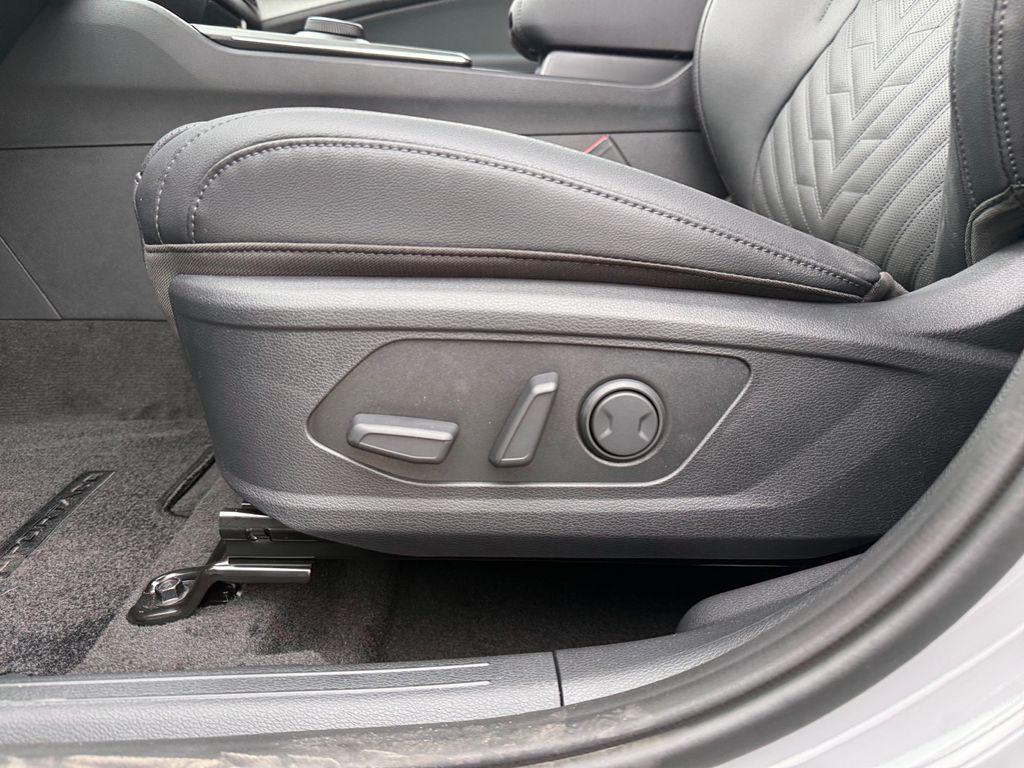 new 2026 Kia Sportage car, priced at $36,125