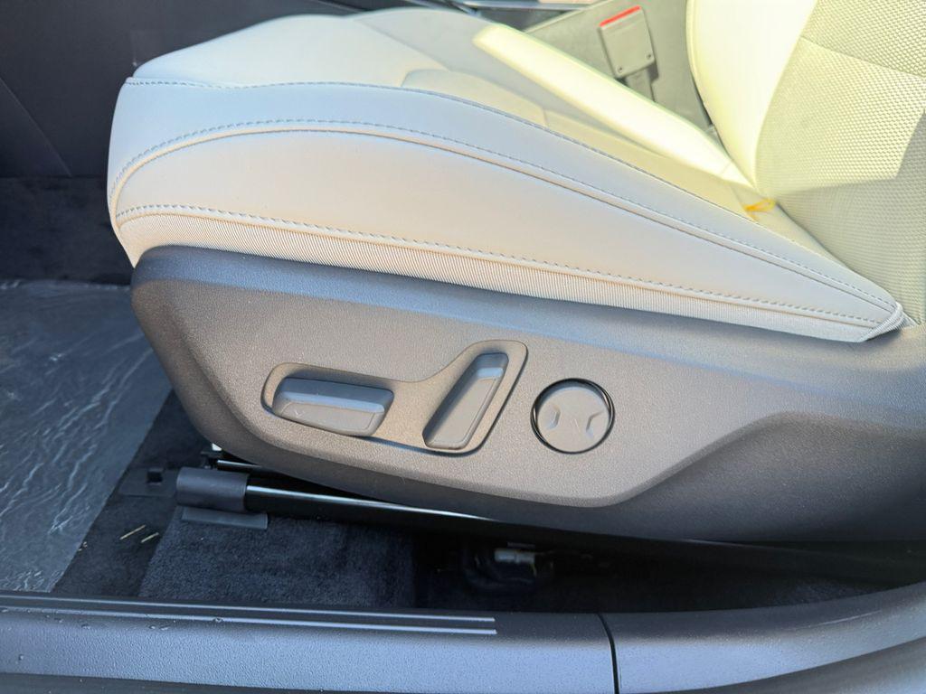 new 2026 Kia Niro car, priced at $32,194