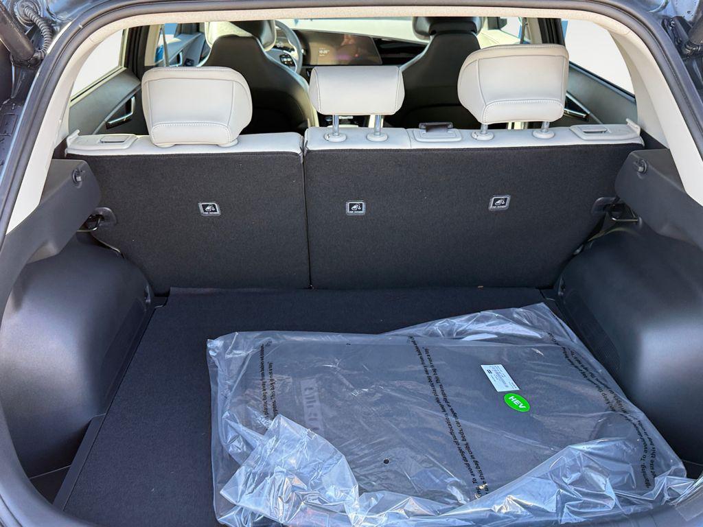 new 2026 Kia Niro car, priced at $32,194