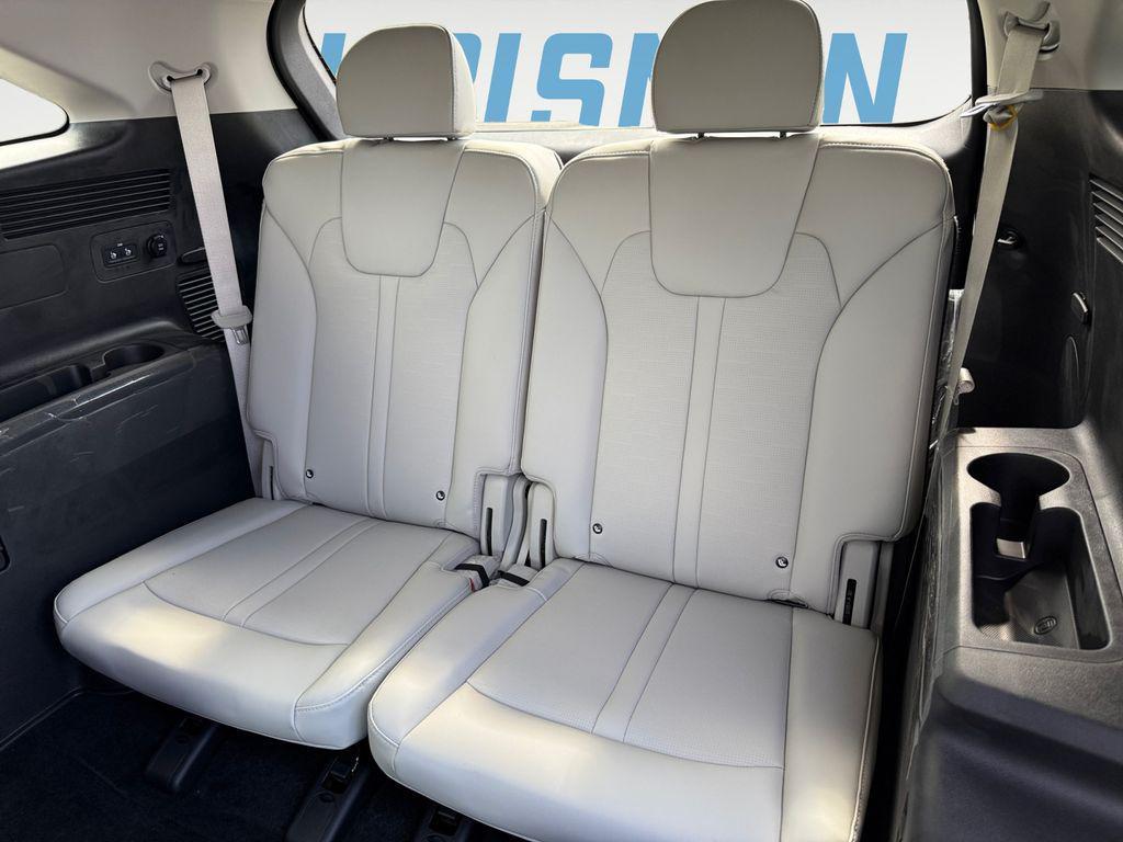 new 2025 Kia Sorento Hybrid car, priced at $40,975