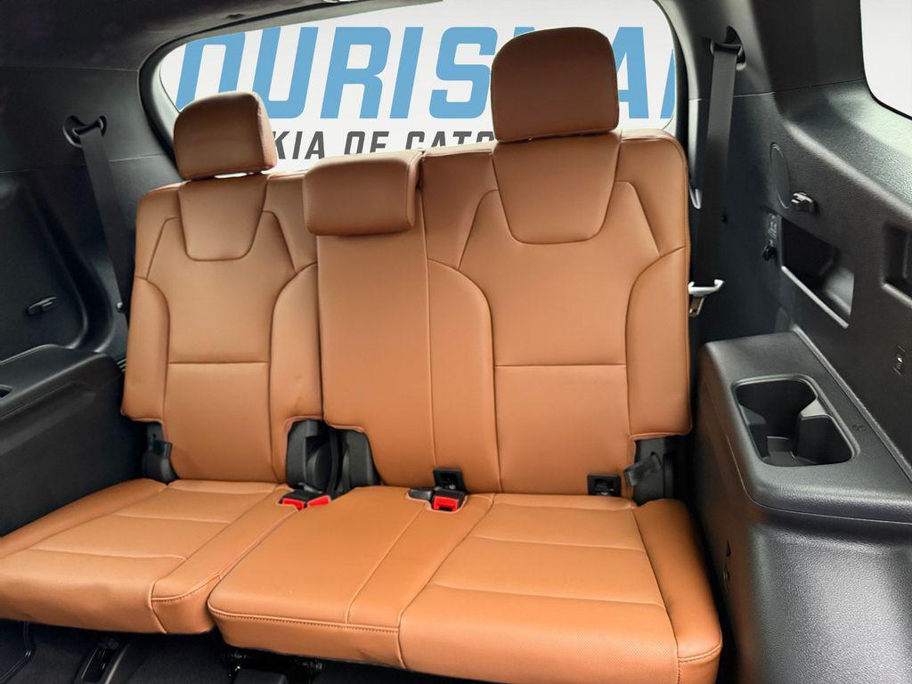 new 2025 Kia Telluride car, priced at $53,957