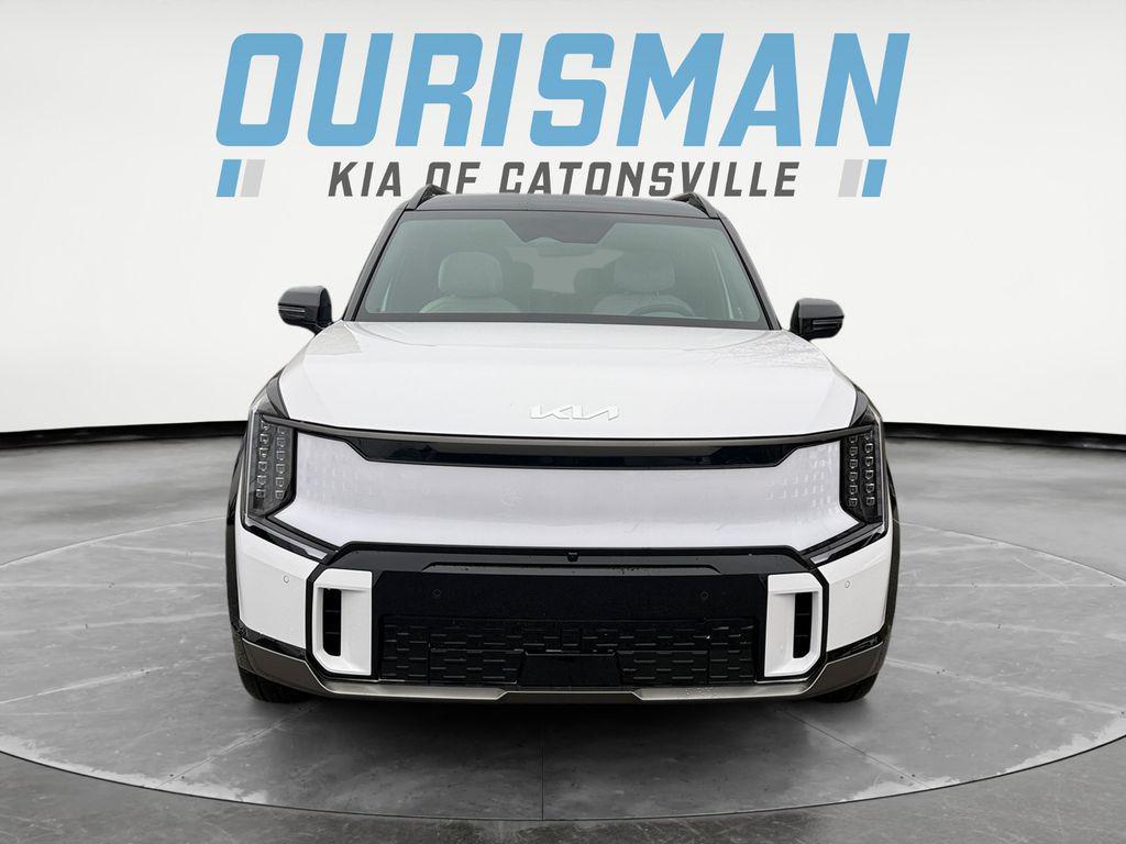 new 2026 Kia EV9 car, priced at $75,052