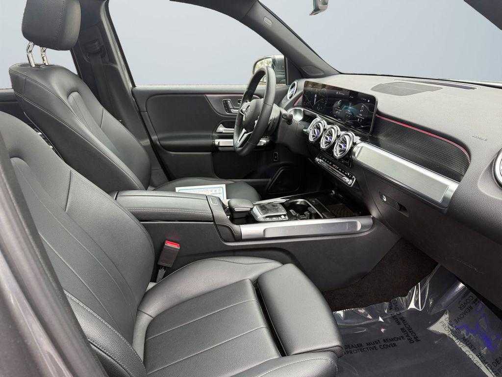 used 2021 Mercedes-Benz GLB 250 car, priced at $22,900