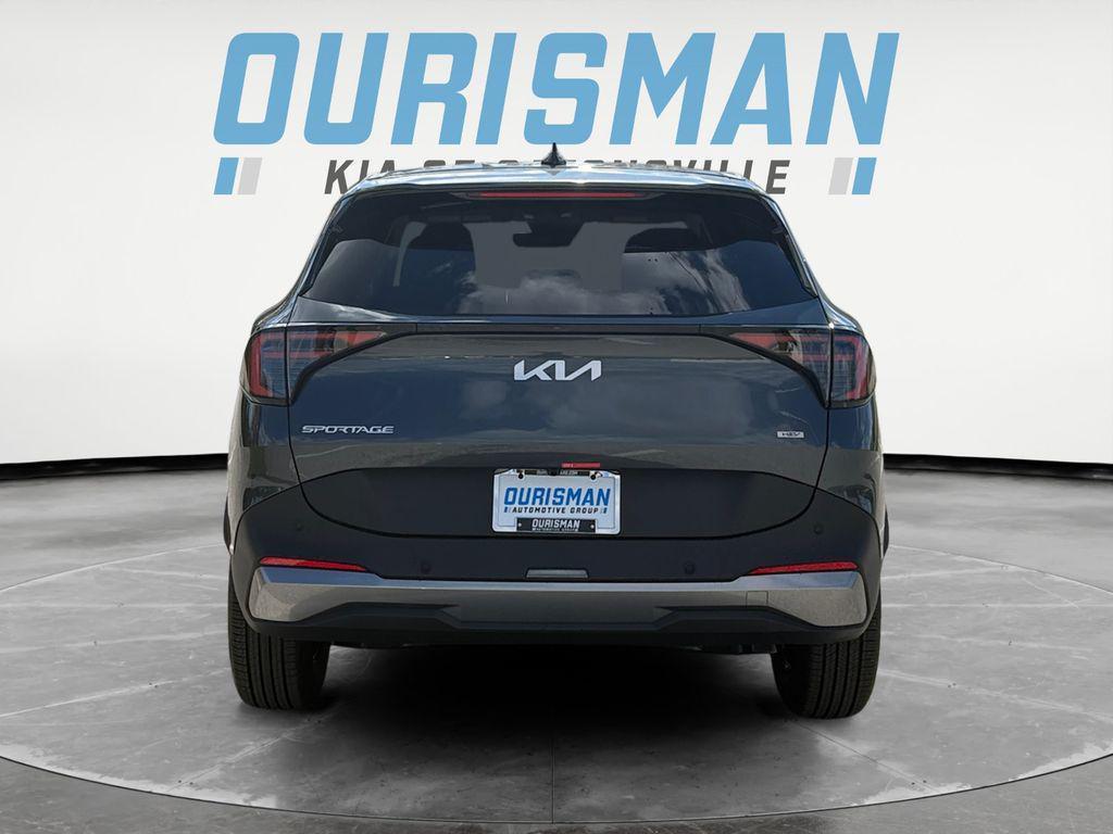 new 2026 Kia Sportage Hybrid car, priced at $30,658