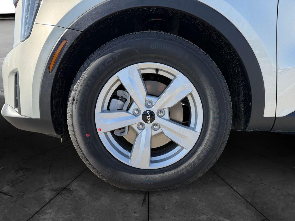 new 2026 Kia Sorento car, priced at $32,515