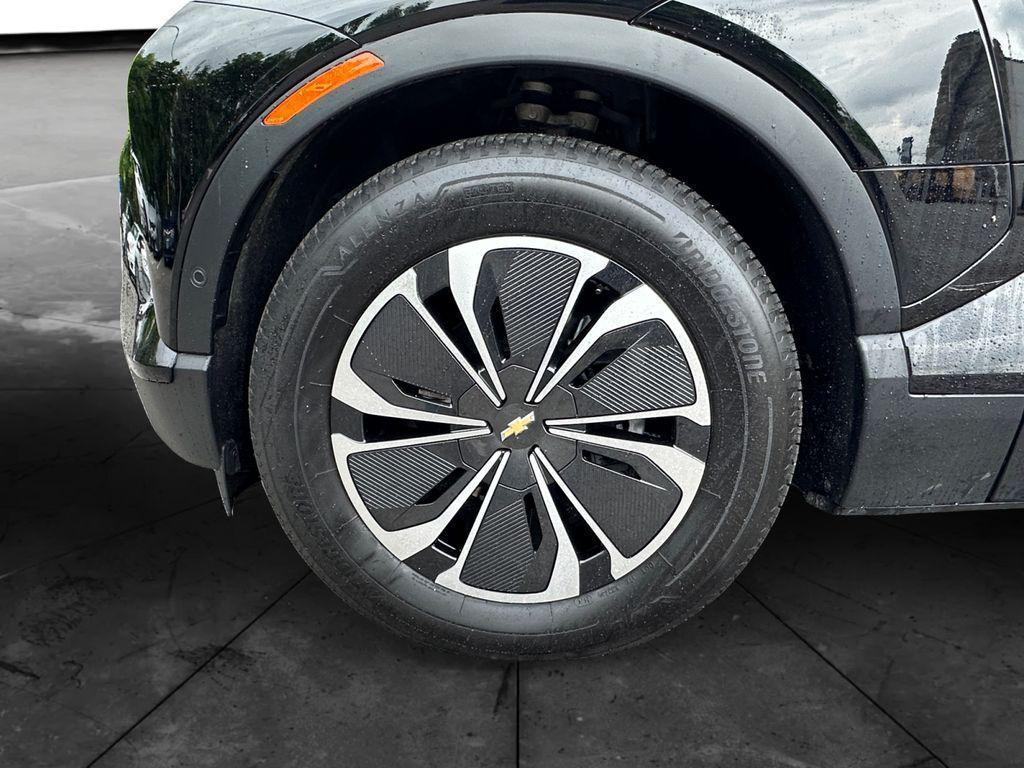 used 2025 Chevrolet Blazer EV car, priced at $31,800
