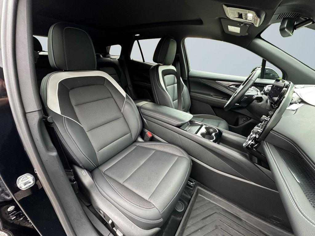 used 2025 Chevrolet Blazer EV car, priced at $31,800