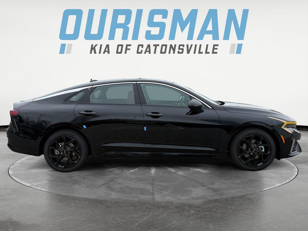 new 2026 Kia K5 car, priced at $30,989