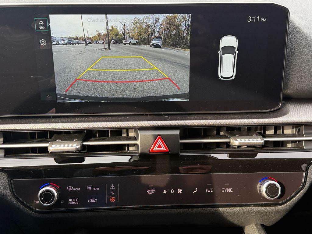 new 2026 Kia Sportage Hybrid car, priced at $30,658