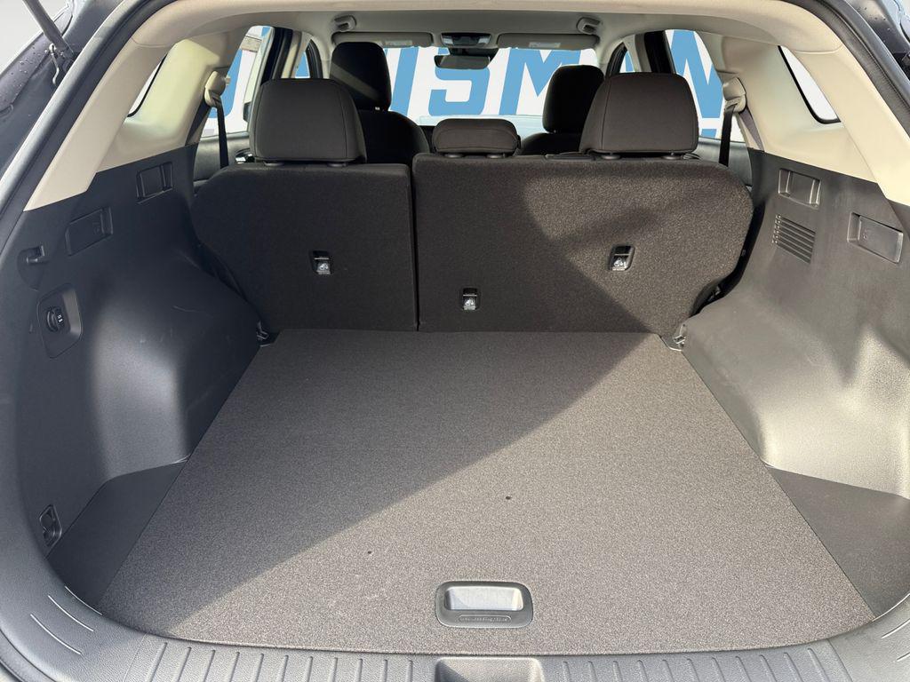 new 2026 Kia Sportage Hybrid car, priced at $30,658