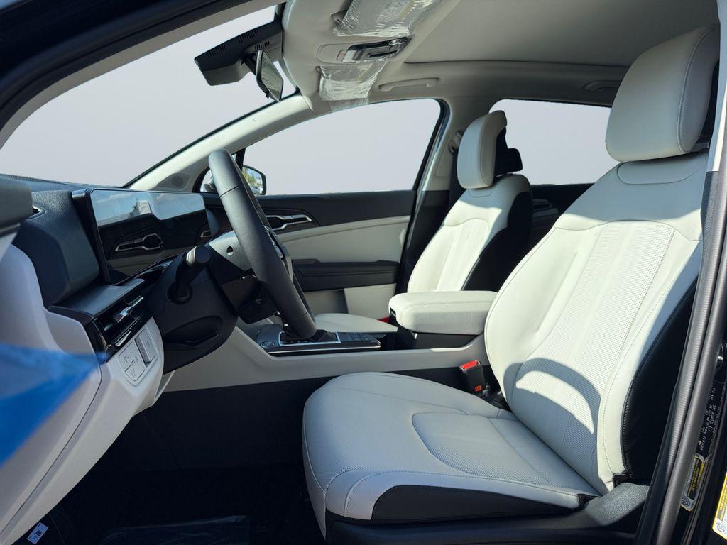 new 2026 Kia Sportage car, priced at $32,400