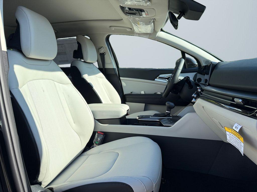 new 2026 Kia Sportage car, priced at $32,400