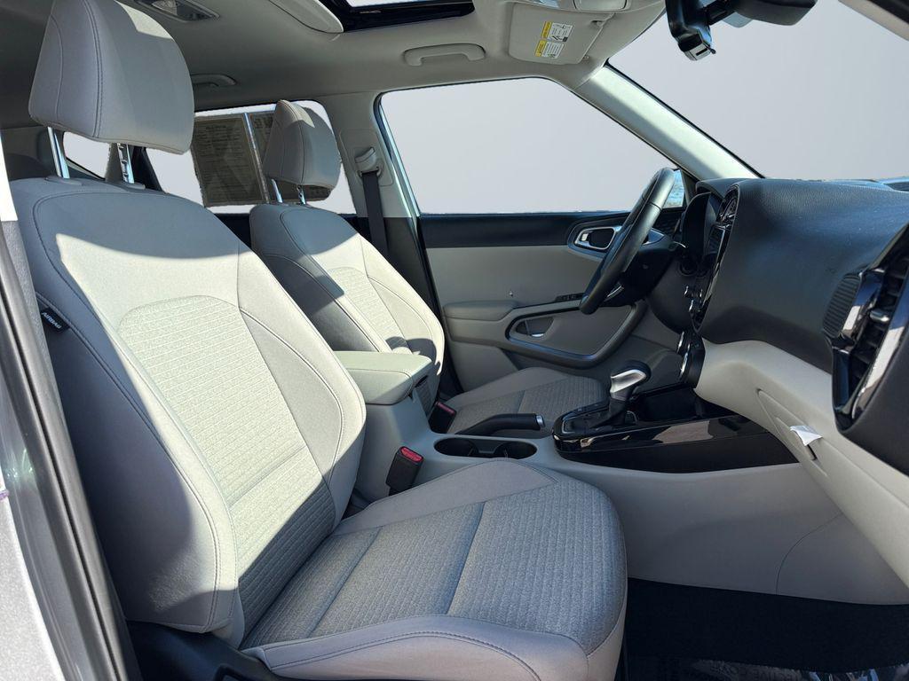 used 2025 Kia Soul car, priced at $23,000