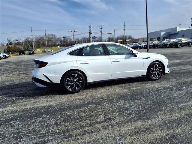 used 2025 Hyundai Sonata car, priced at $22,897