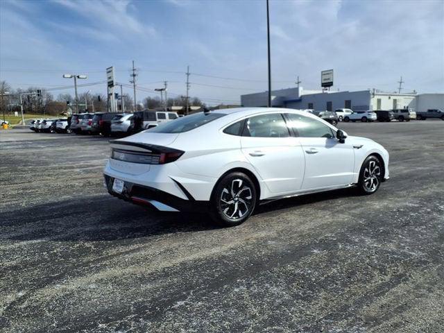 used 2025 Hyundai Sonata car, priced at $22,897