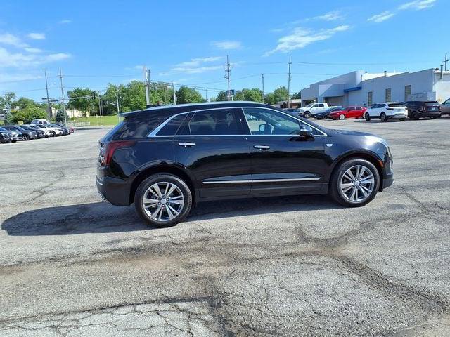 used 2025 Cadillac XT5 car, priced at $41,988
