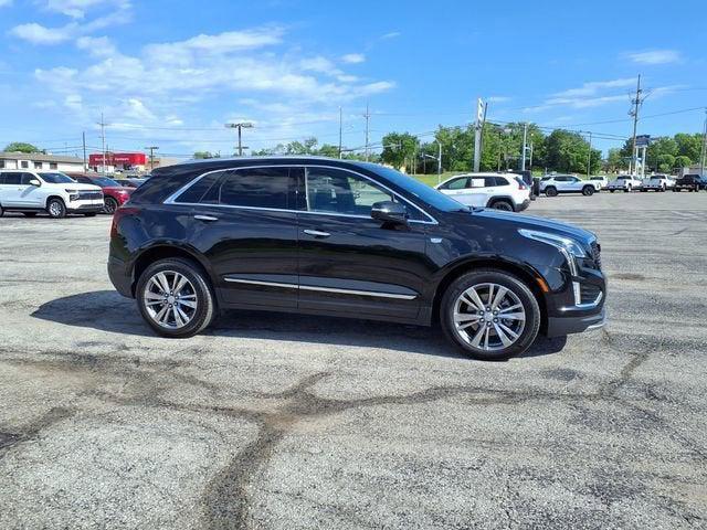 used 2025 Cadillac XT5 car, priced at $41,988