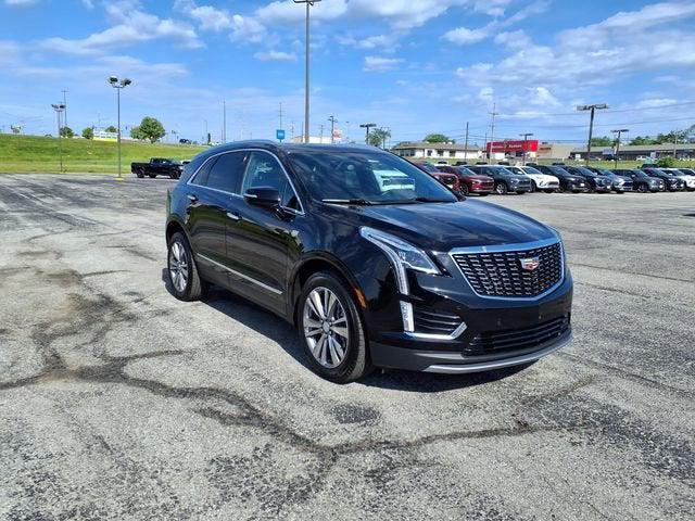 used 2025 Cadillac XT5 car, priced at $41,988