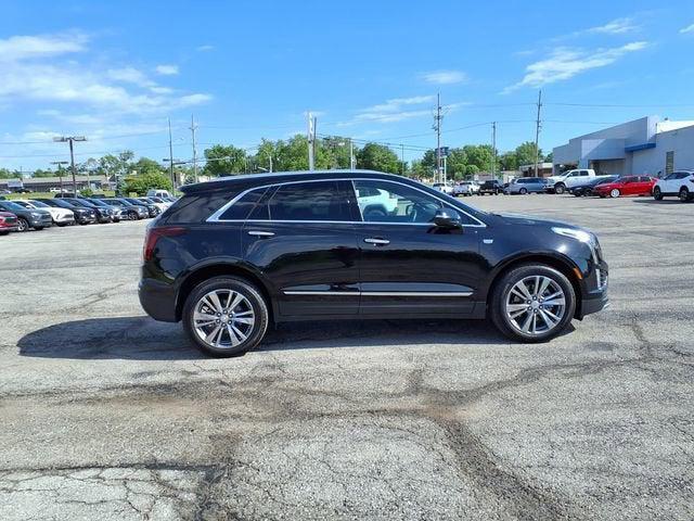 used 2025 Cadillac XT5 car, priced at $41,988