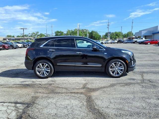 used 2025 Cadillac XT5 car, priced at $41,988