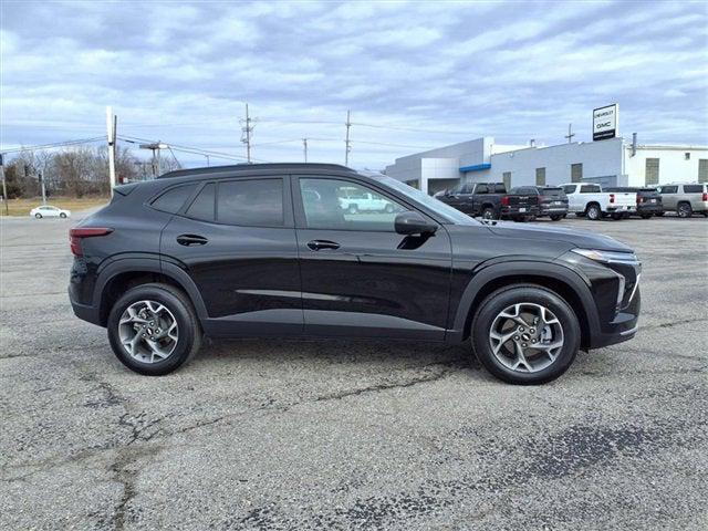 used 2025 Chevrolet Trax car, priced at $20,498