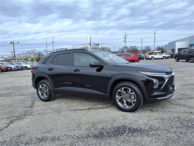 used 2025 Chevrolet Trax car, priced at $20,498