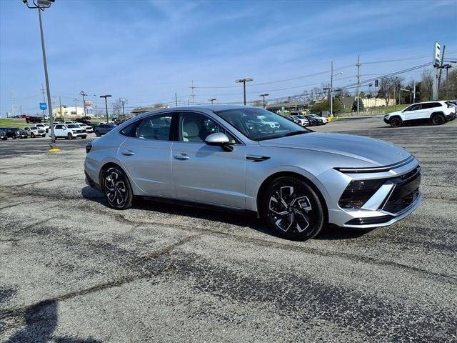 used 2025 Hyundai Sonata car, priced at $21,897