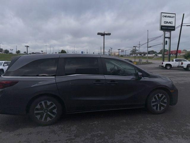 used 2025 Honda Odyssey car, priced at $36,988