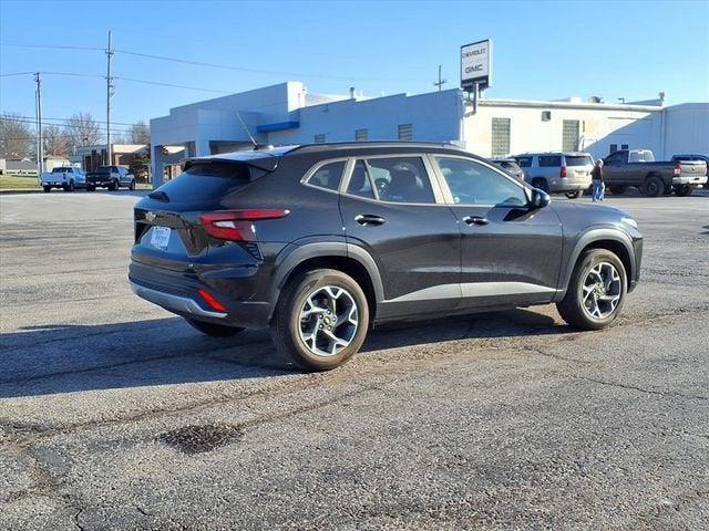 used 2025 Chevrolet Trax car, priced at $20,387