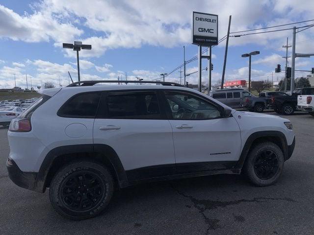 used 2021 Jeep Cherokee car, priced at $18,988
