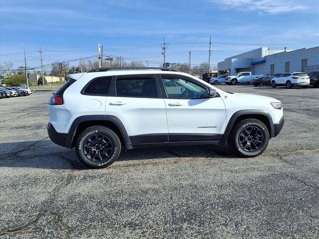 used 2021 Jeep Cherokee car, priced at $17,387